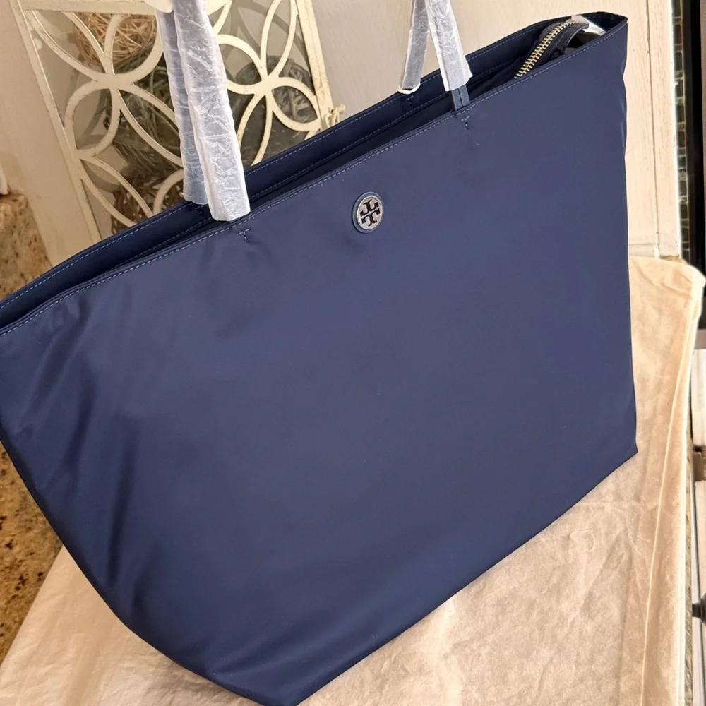 New Tory Burch nylon Navy Tote with Matching Wallet